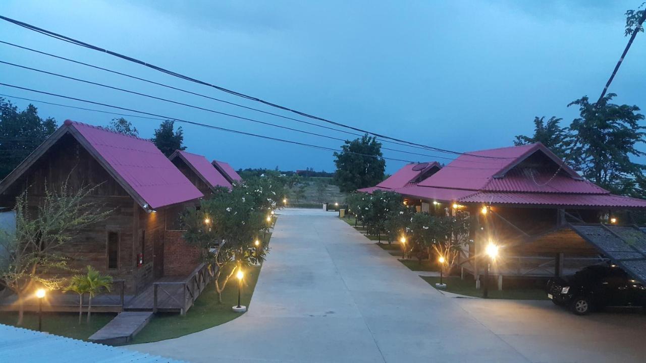 Ingaun Resort Kanchanaburi Ban Noi  Dış mekan fotoğraf